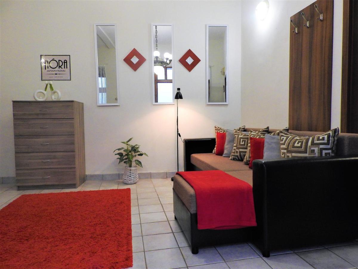 Nora Studio Apartman - Eger Apartment Exterior photo