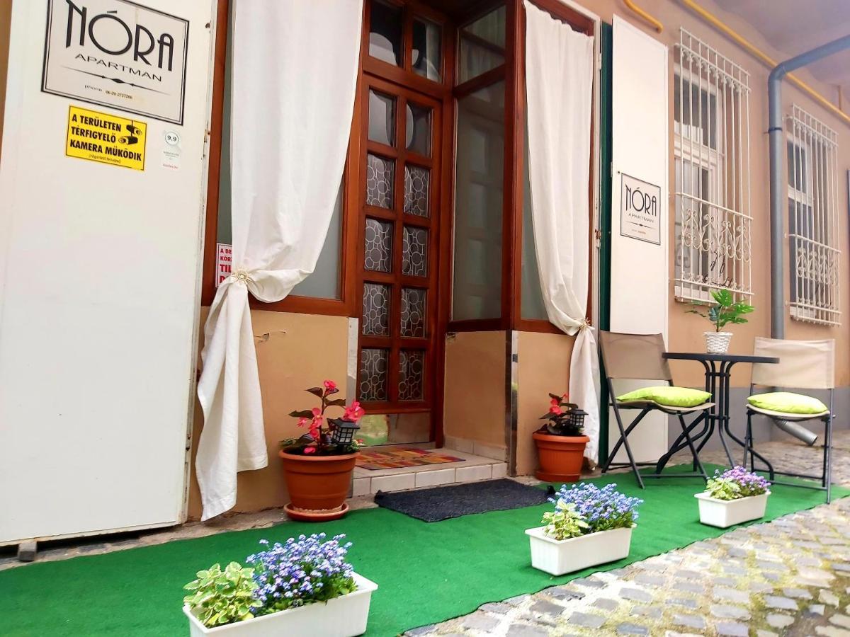 Nora Studio Apartman - Eger Apartment Exterior photo